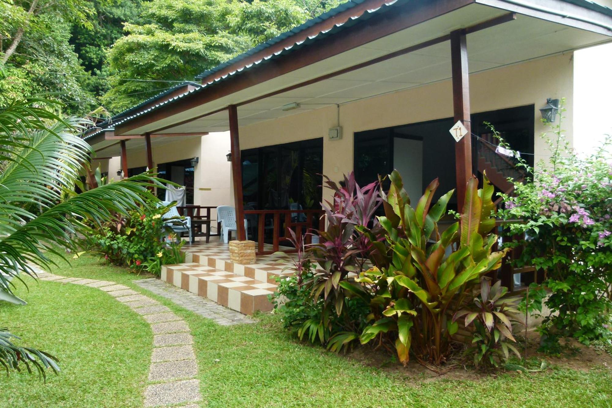 Cheers Garden Chalet Kampong Ayer Batang Exterior foto
