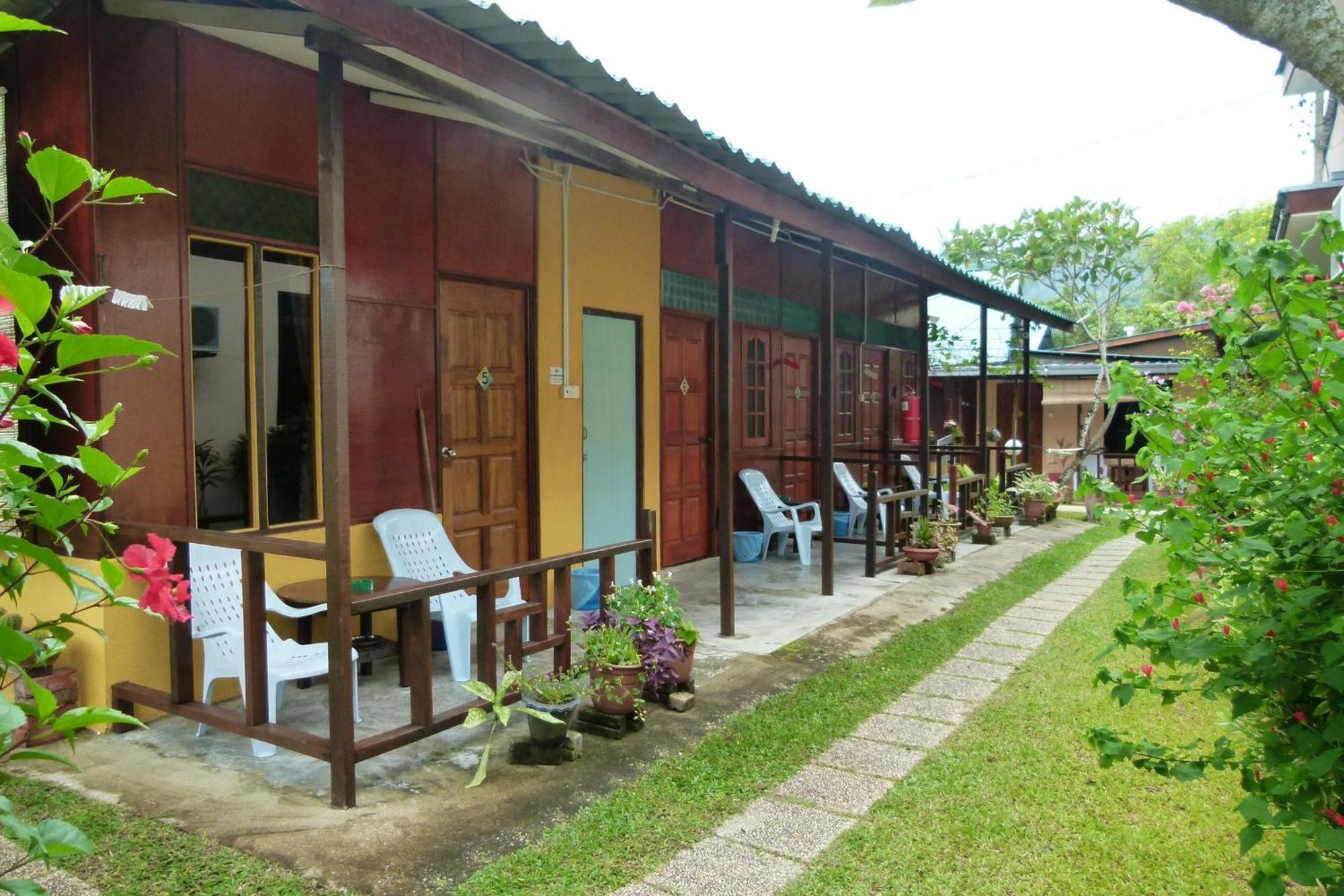 Cheers Garden Chalet Kampong Ayer Batang Exterior foto